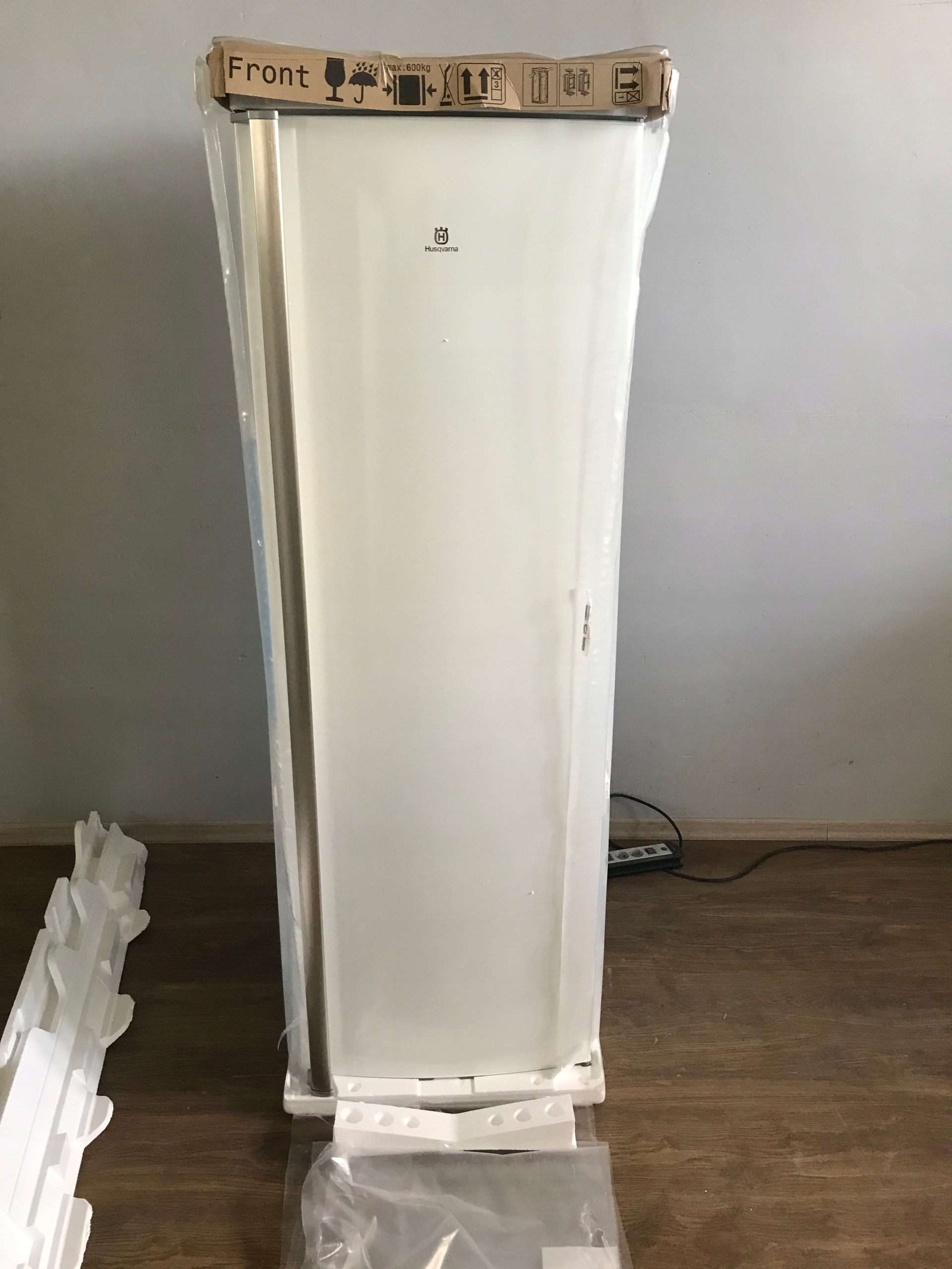 Chladnička chladnička HUSQVARNA ELECTROLUX * NOVINKA *