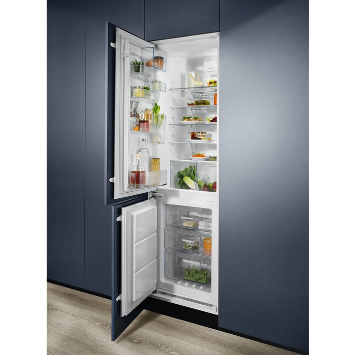 CHLADNIČKA ELECTROLUX ENN2852ACW S HIT EXPOZÍCIOU!