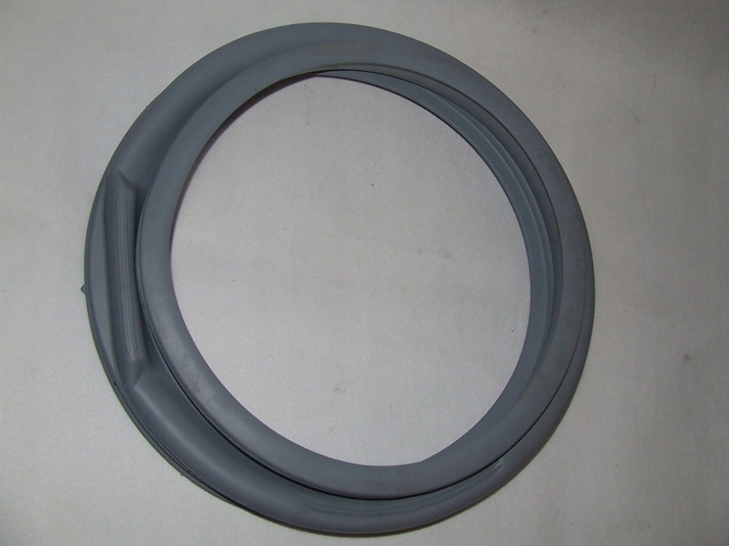 Práca Práčky WHIRLPOOL INDESIT C00145390