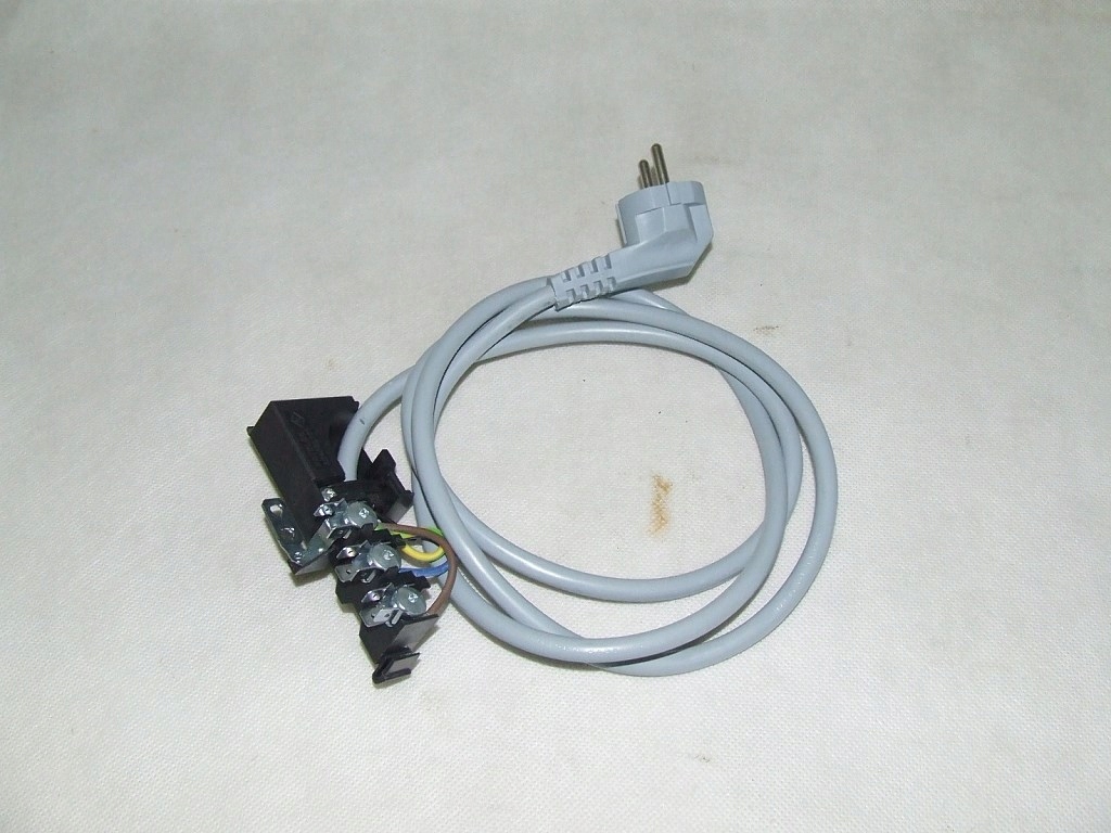 Svorkovnice Electrolux rúra