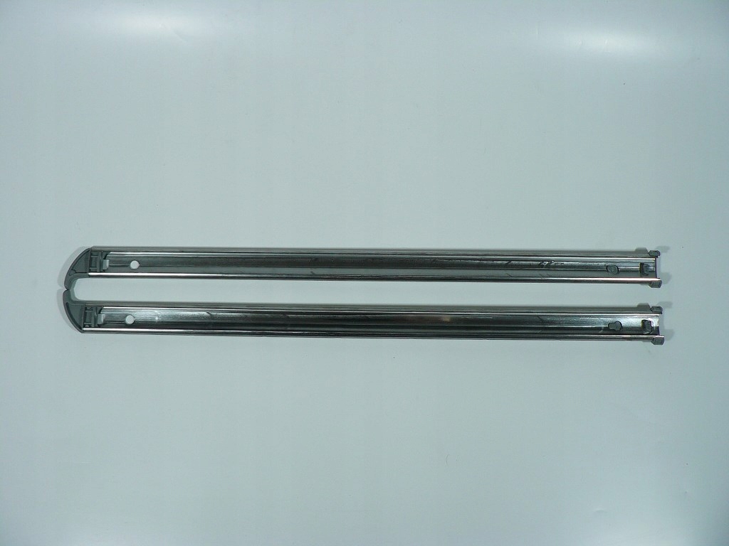 Horné koľajničky do umývačky riadu 2 ks Bosch 00668719