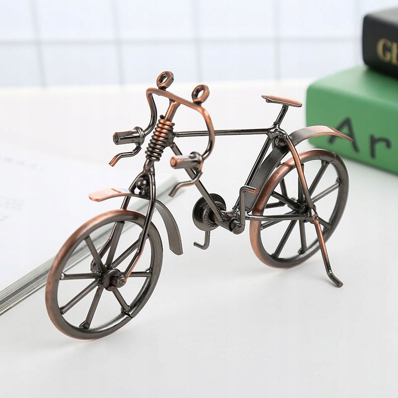 Retro európsky bicykel model obývacej izby vchod