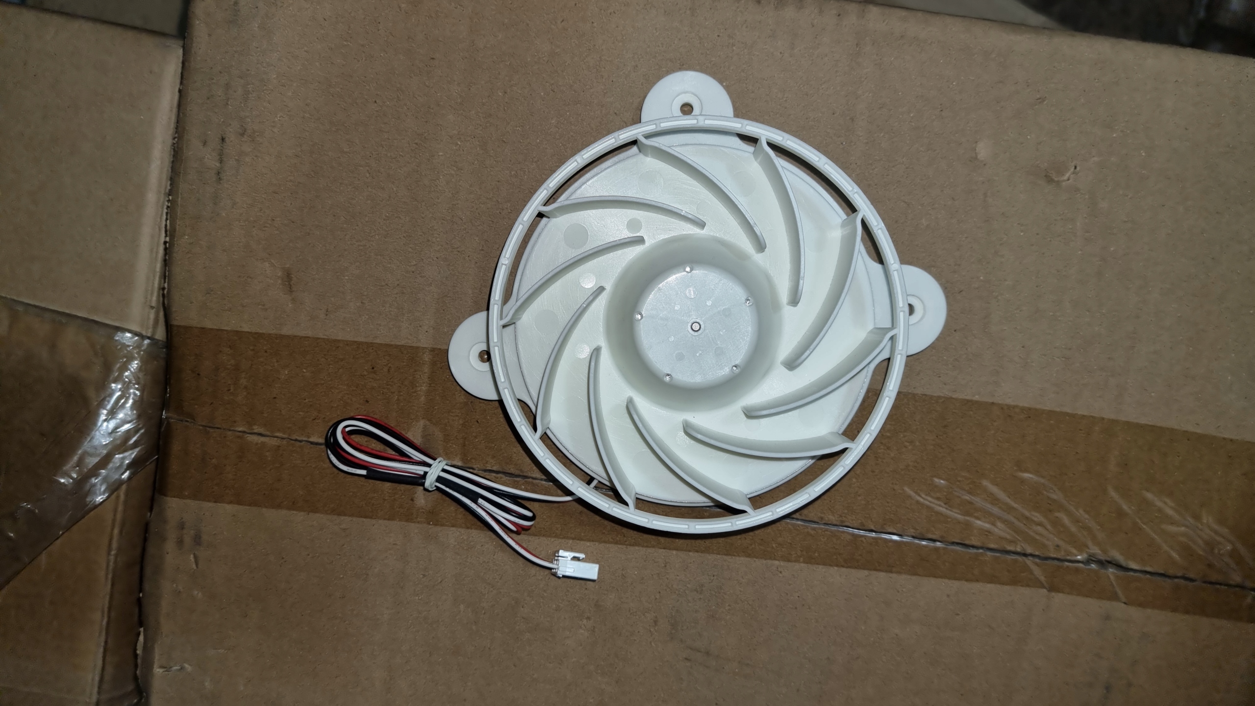 Ventilátor Engine Samsung DA31-00334D Chladnička