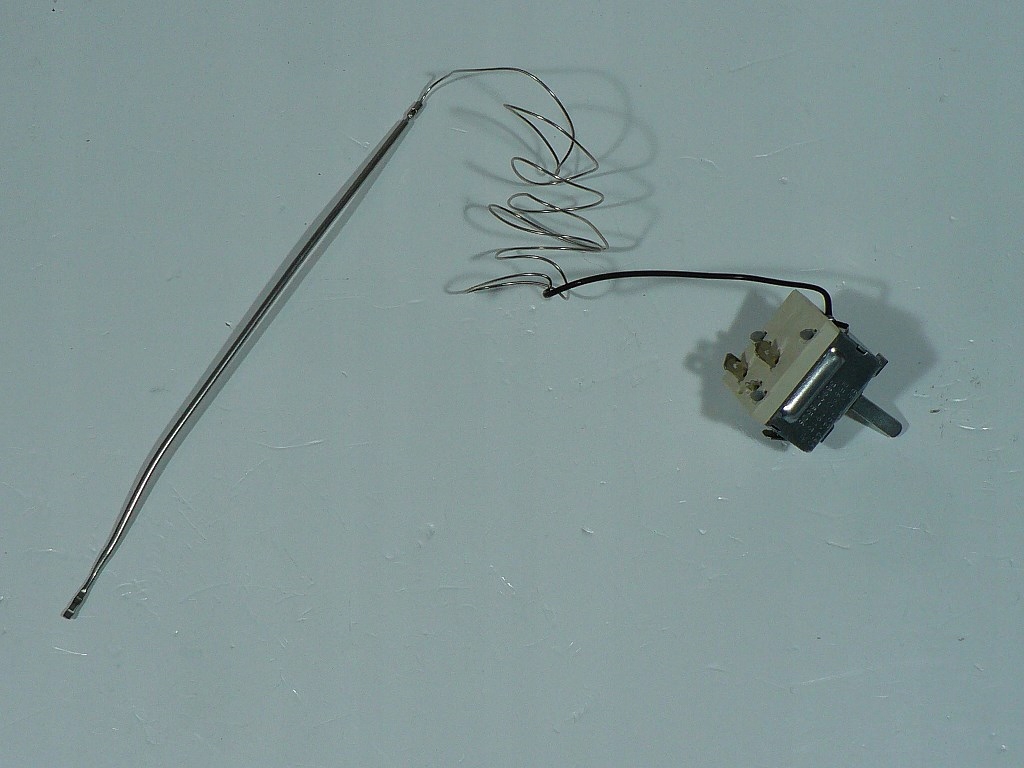 ELECTROLUX Rúra na pečenie 3890785060