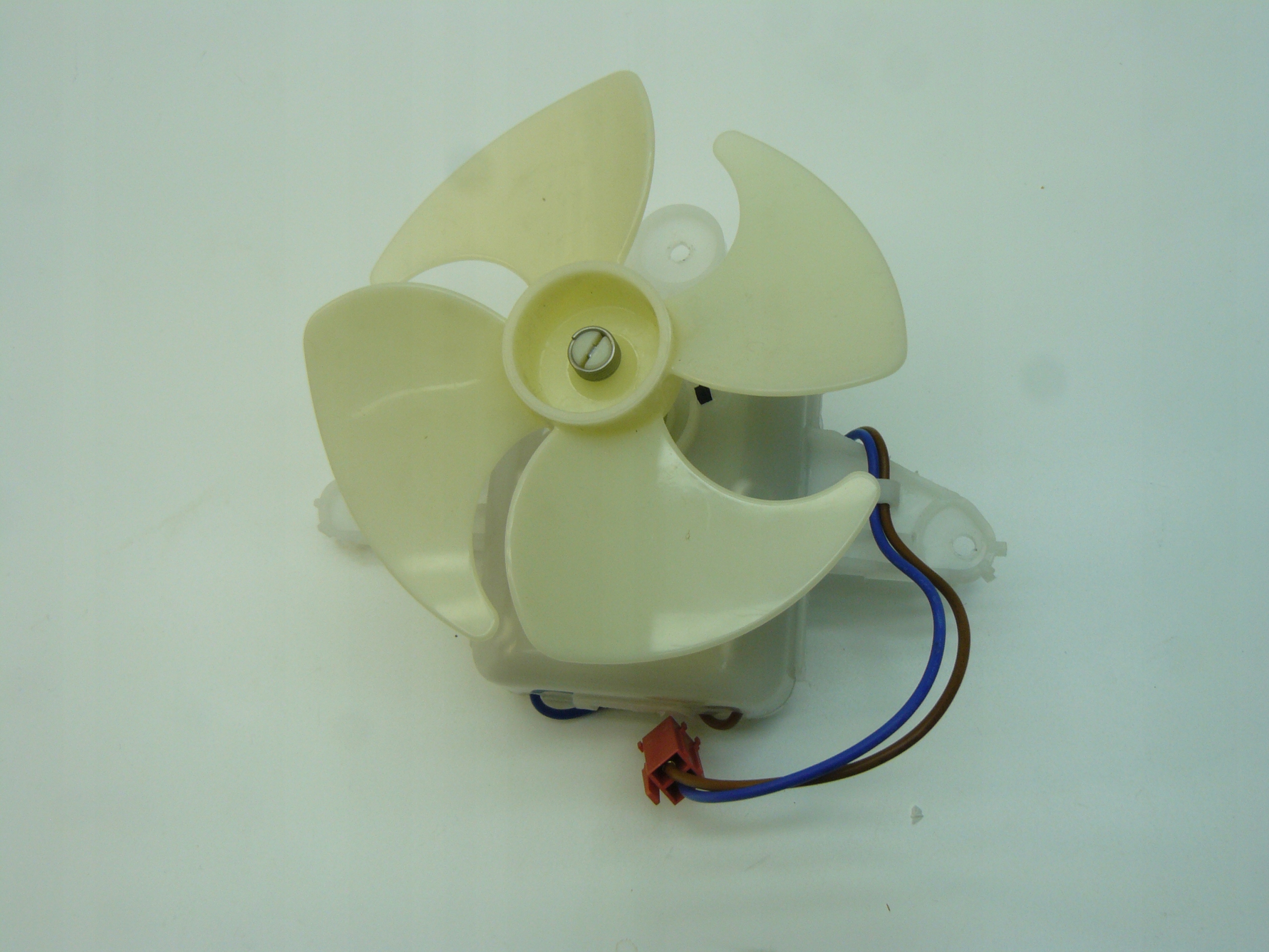 Ventilátor mrazničky Sharp 22061120