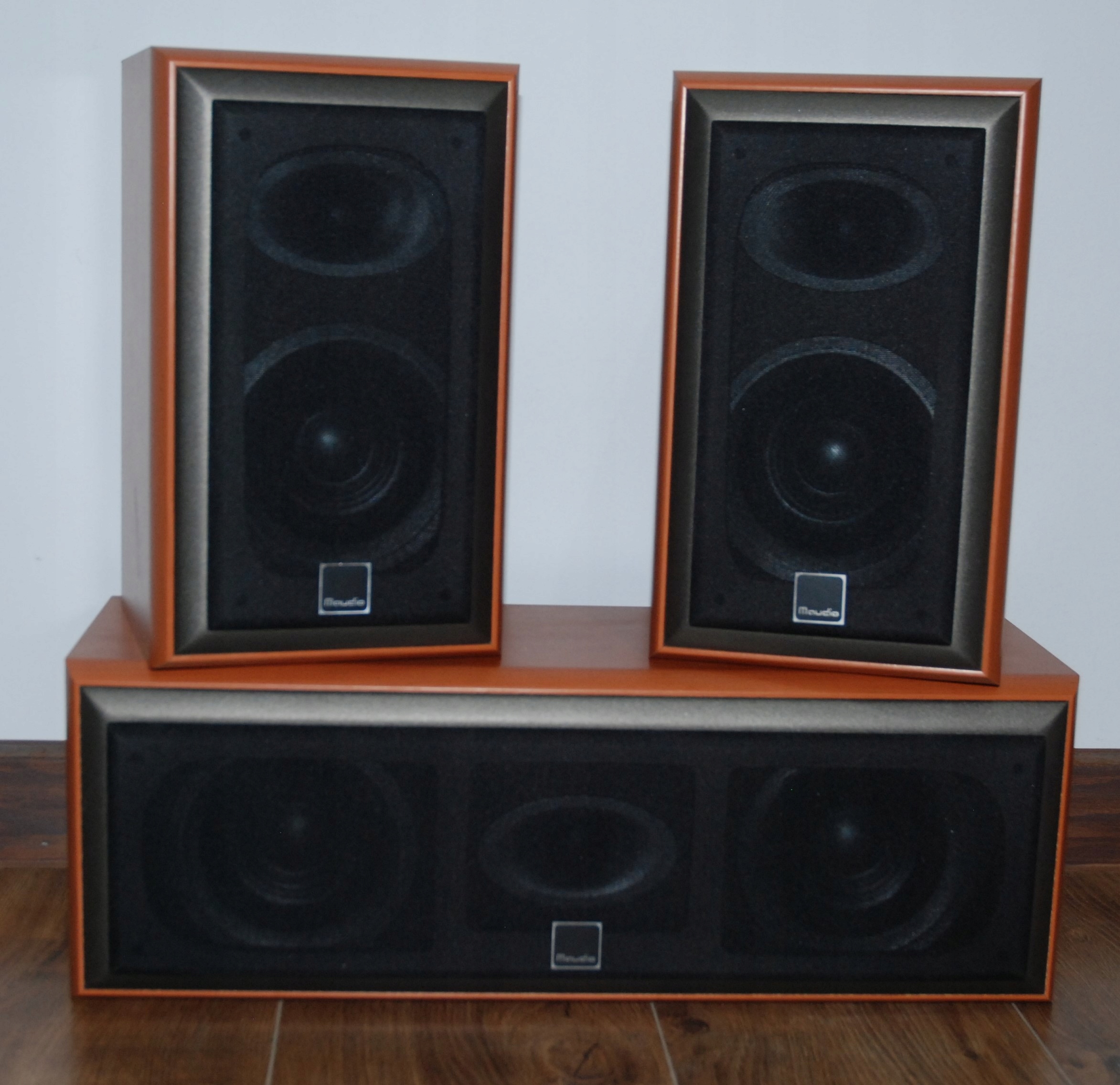 Sada stĺpcov m-audio m zvuk HTS-800 5.0 80 W